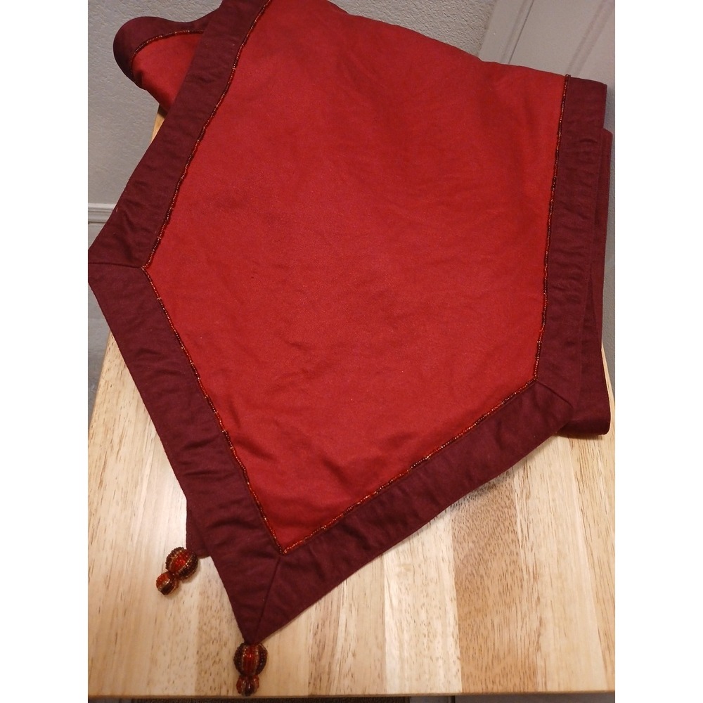 Crate and Barrel Red/Burgundy Gala Placemats - Lot Of 8 With Table Runner EUC